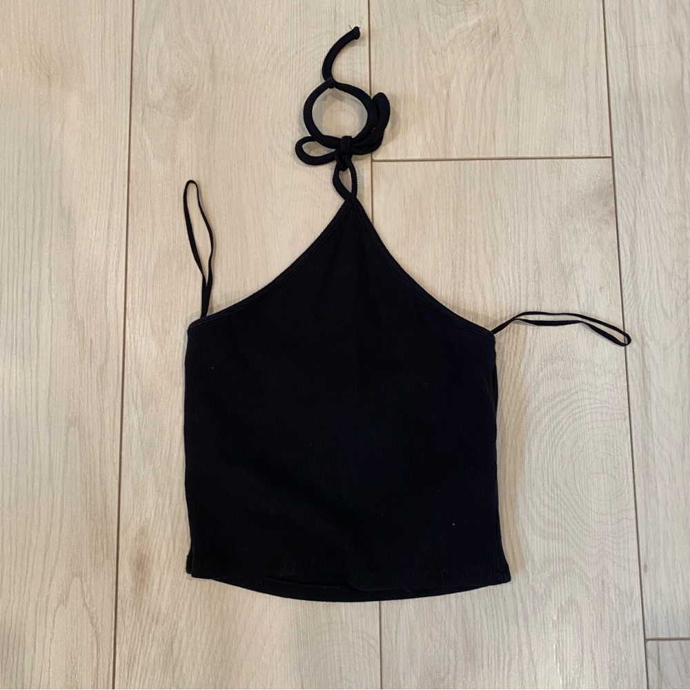 Halter neck crop top